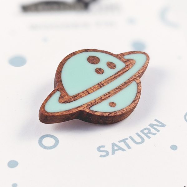 Planet Saturn wooden pin